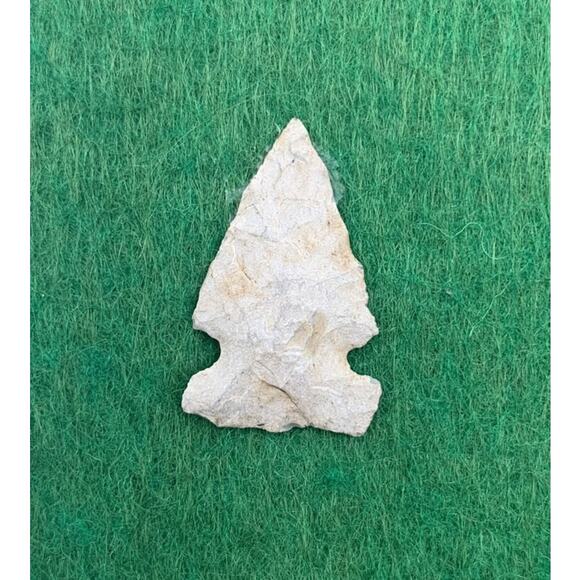 Lot of 11 Native American Arrowheads Framed Case Montana - Picture 4 of 15